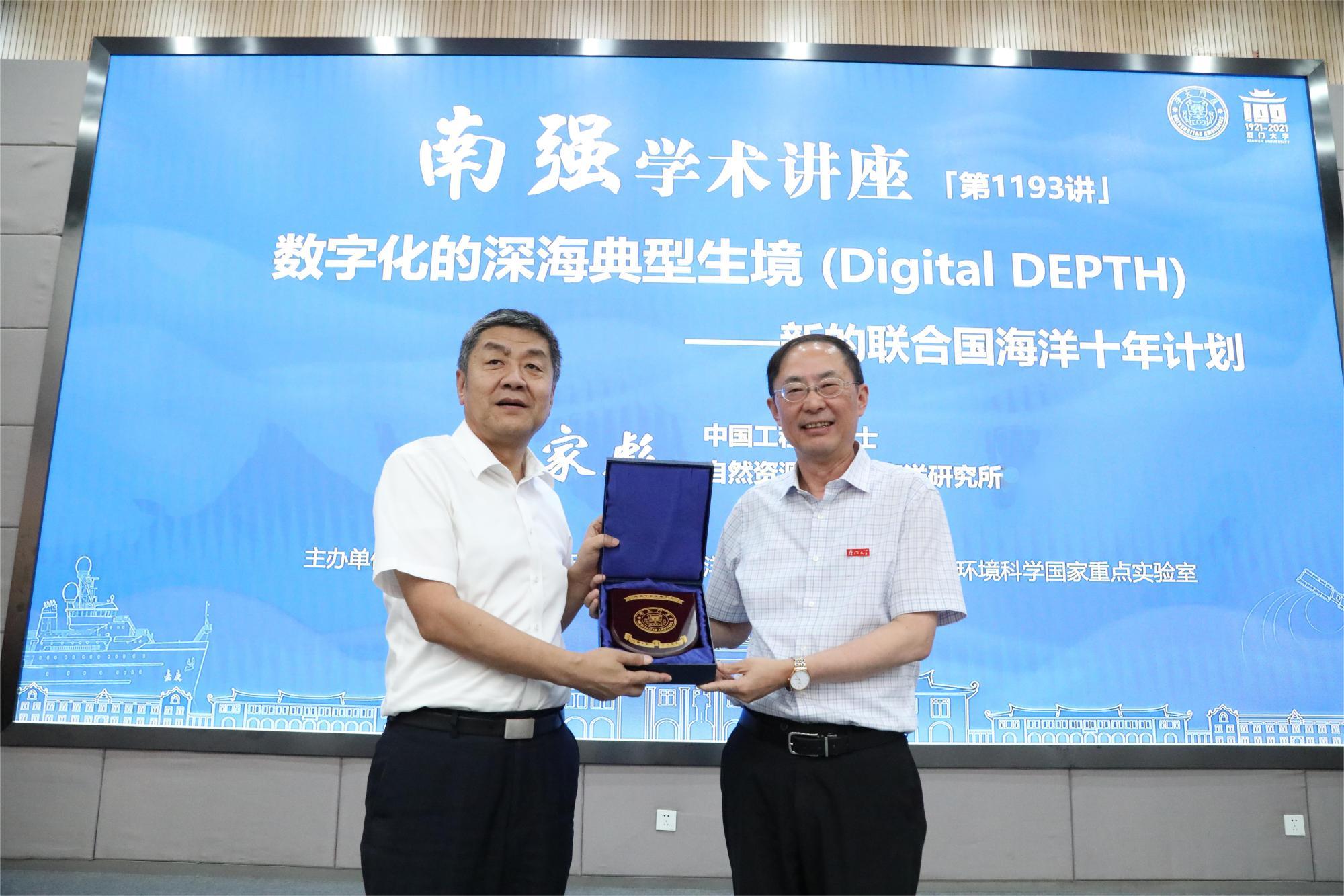 d7412aa5-ec6e-4cc8-a32b-c7ab2f611ba9.jpg